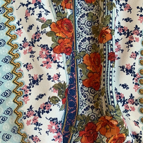 NWT Rewimd tank top. Size small - Picture 2 of 10